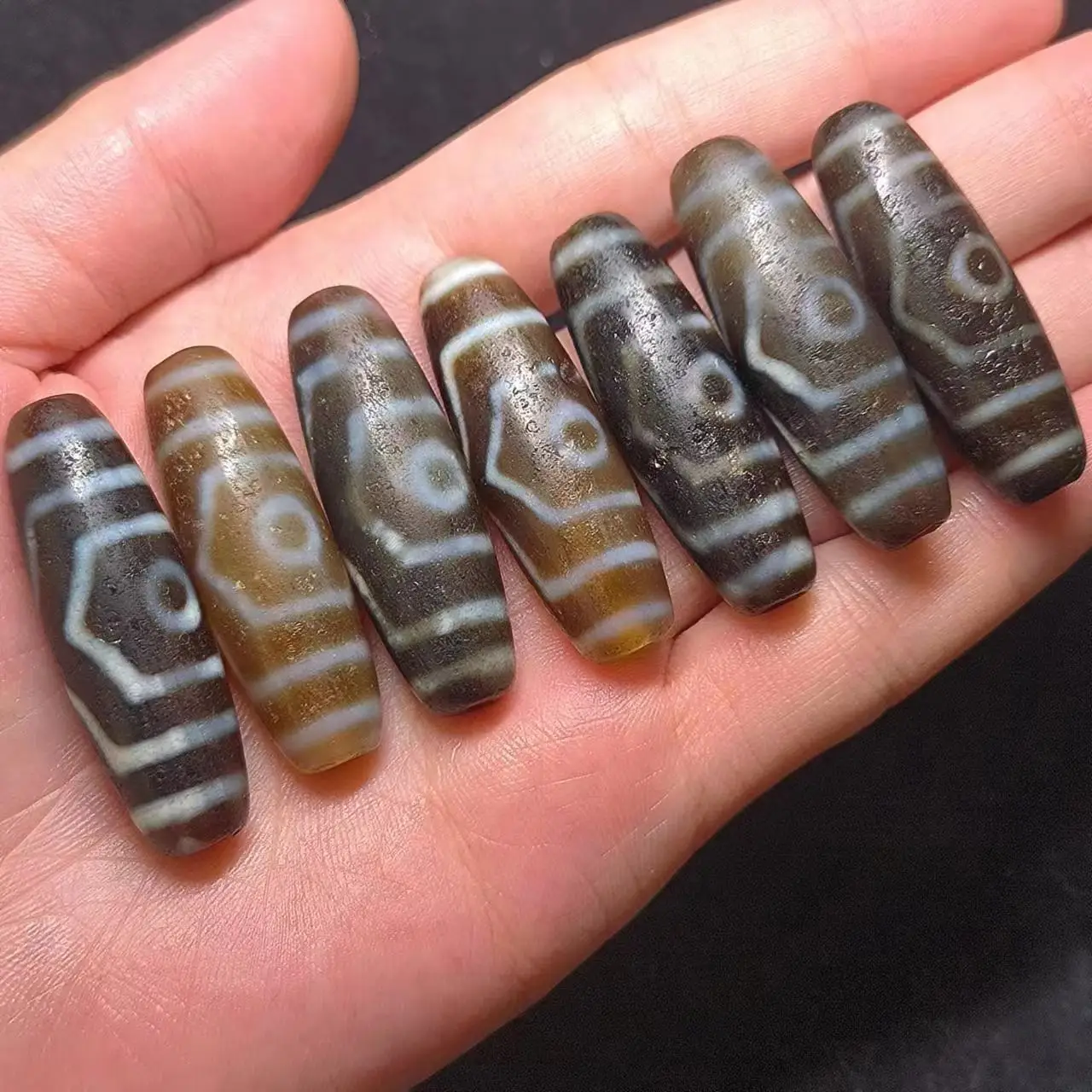 100pcs/lot Natural three-eye pattern old agate dzi wholesale Weathering lines Rare breeds Antique feel amulet Ethnic style taki