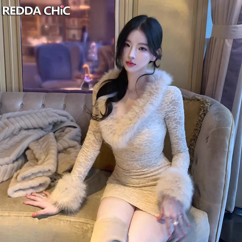 

Кремово-белое кружевное мини-платье REDDACHiC с меховой отделкой, V-образным вырезом, облегающее, эластичное, цельное, для свиданий, вечеринок, сексуальная женская одежда