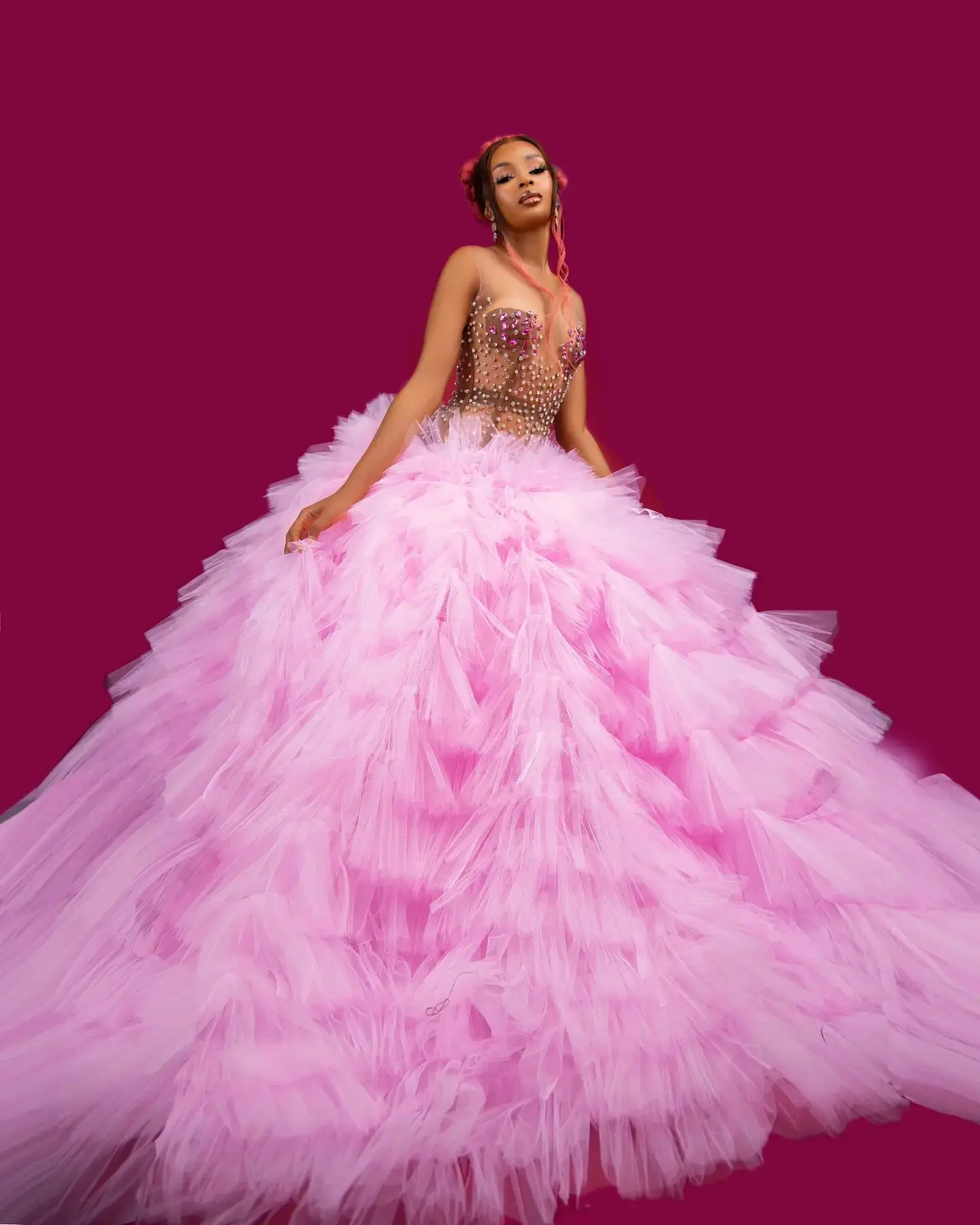 Stunning  Pink Layered Tutu Tulle Long Maxi Gowns With Shiny Crystal Puffy Tulle Bridal Dresses Luxury Wedding Gowns