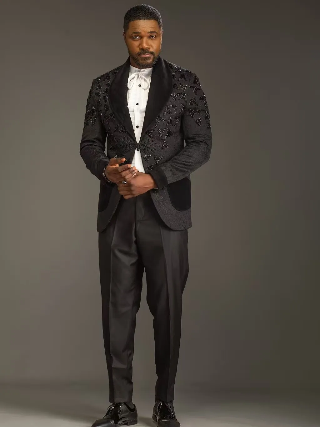 

Black Jacquard Men Suit Set 2 Pieces Blazer+Pant Trouser Frog Button Crystal Coat Wedding Tuxedo Formal Office Customized Jacket