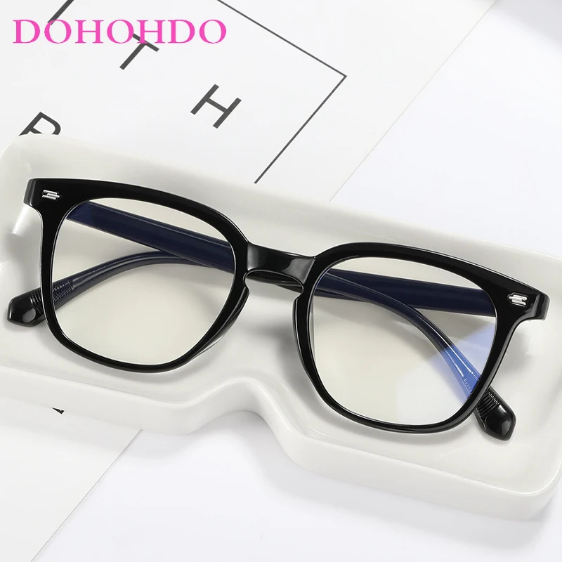 

DOHOHDO Classic Square Women Eyeglasses Academy Style Anti Blue Light Vintage Men Glasses Outdoor Leisure Fashion New Eyewear