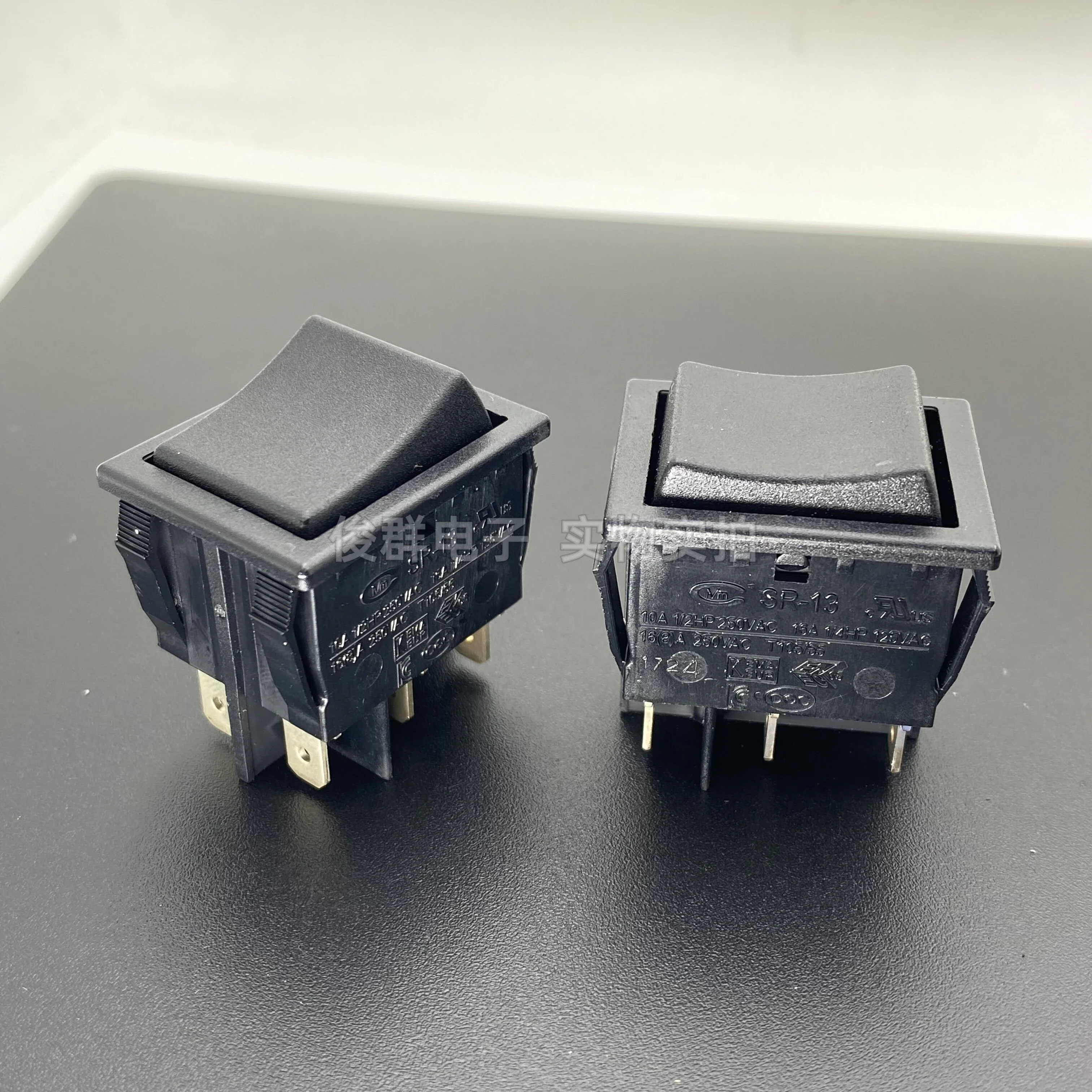 5PCS/ SR-13 Boat Switch 16A High Current 6 Pin 3 Gear One Side Reset/Middle Stop/One Side Gear