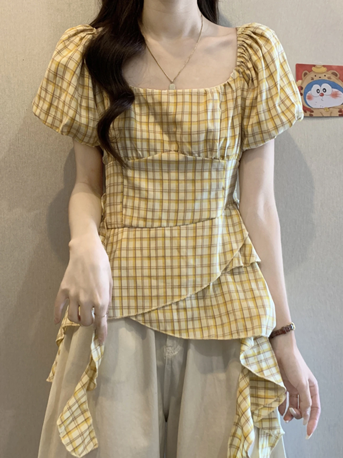 

Summer New Women's Bubble ort Sve irt Square Collar Waist Cinched Floral Bows Korean Sle Loose Fit Plaid irt