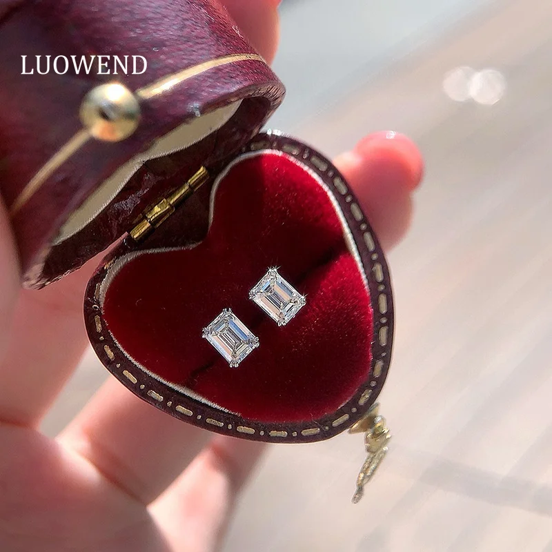 

LUOWEND 100% 18K White Gold Earrings Women Elegant Emerald Cut Shape Real Natural Diamond Stud Earrings High Wedding Jewelry