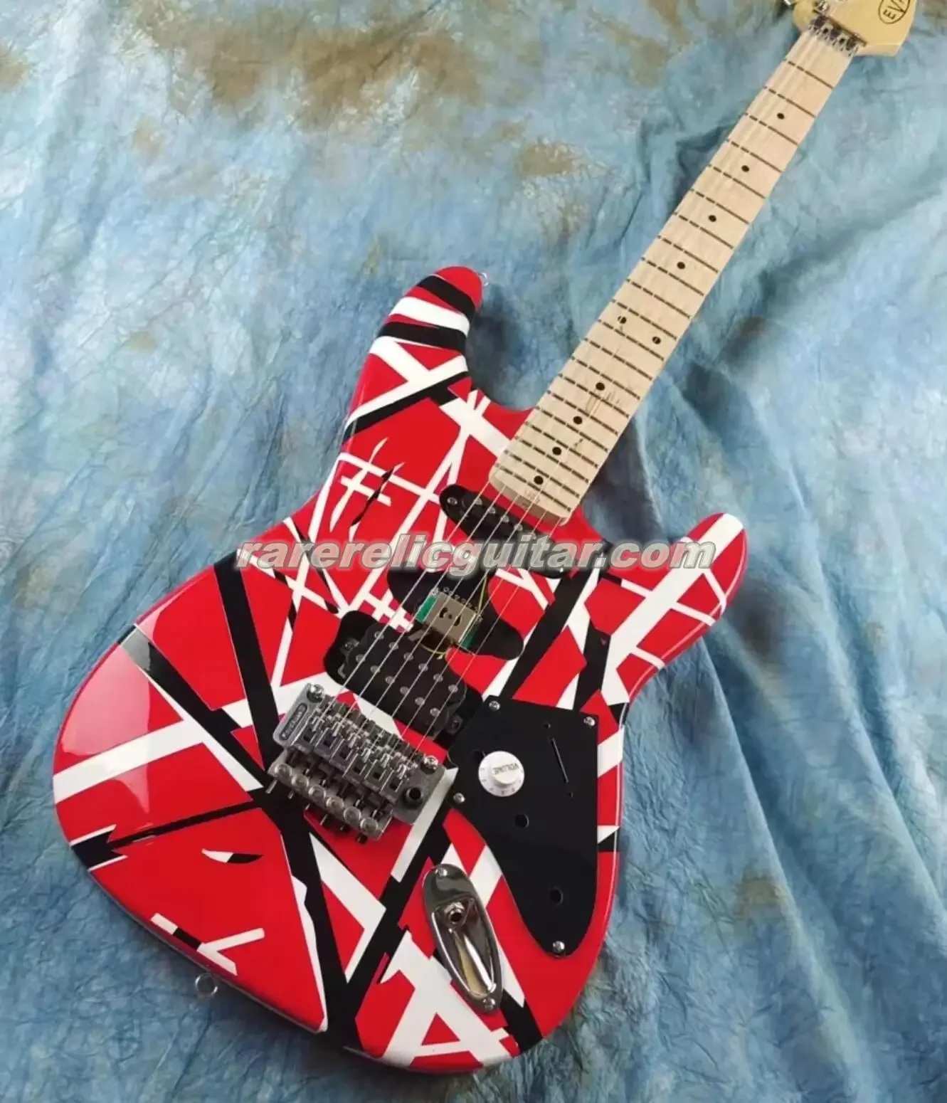 Non Relic Edward Van Halen Black White Stripes Red Stein Electric Guitar Eye Hook Strap Holder Canada Maple Neck & Fingerboard