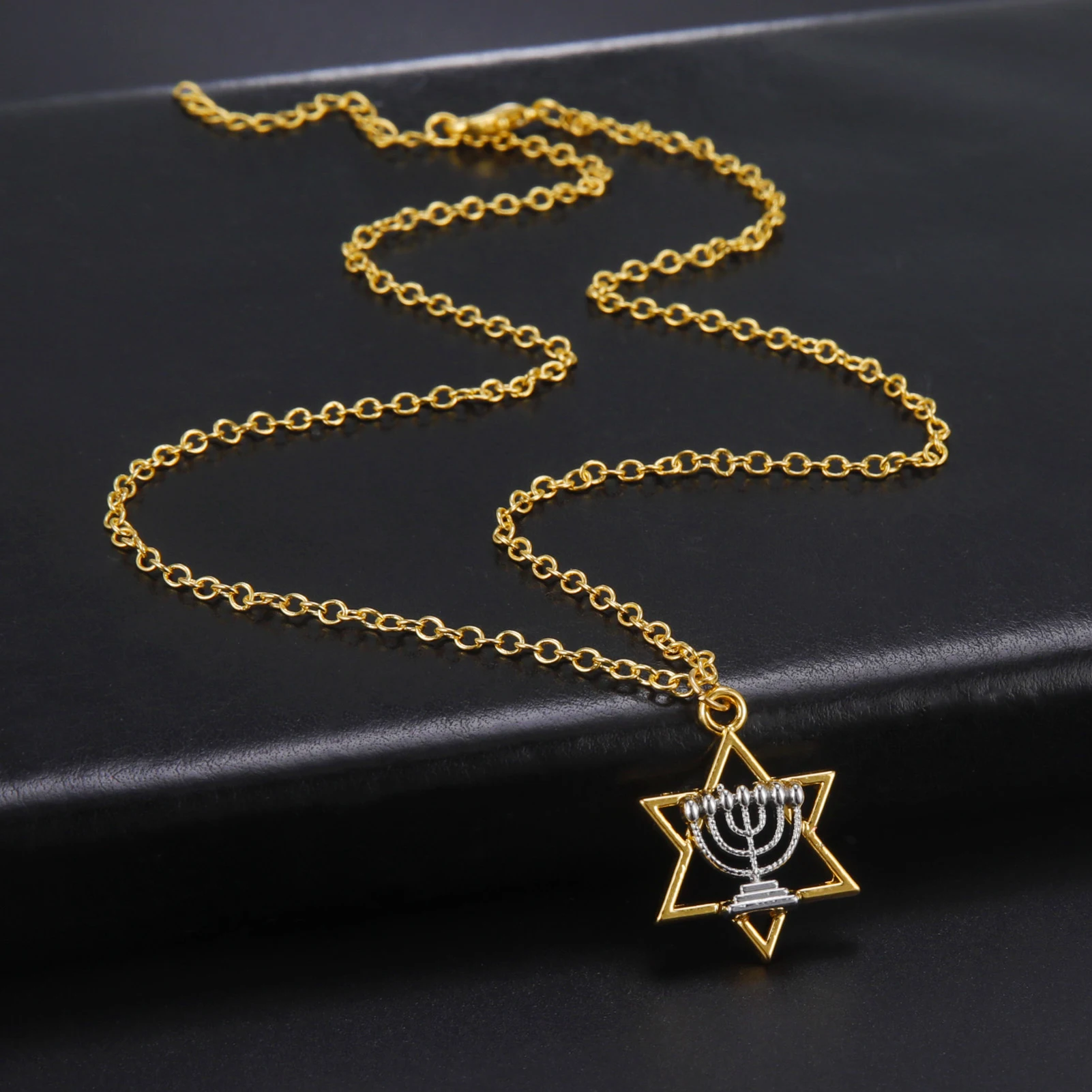 LIKGREAT Star Of David Menorah Candles Necklace Hebrew Jewish Jewelry Israel Faith Lamp Hanukkah Pendant Necklace Amulet Gift