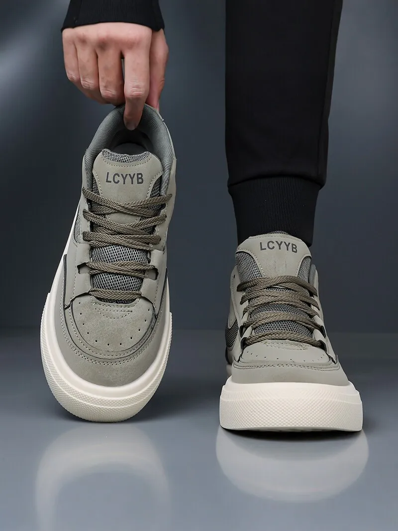 Men's Mid-Cut Casual Shoes 2026 Autumn Trend Versatile Board Shoes Small Design Sensation Teenage Casual Sports Trend Shoes