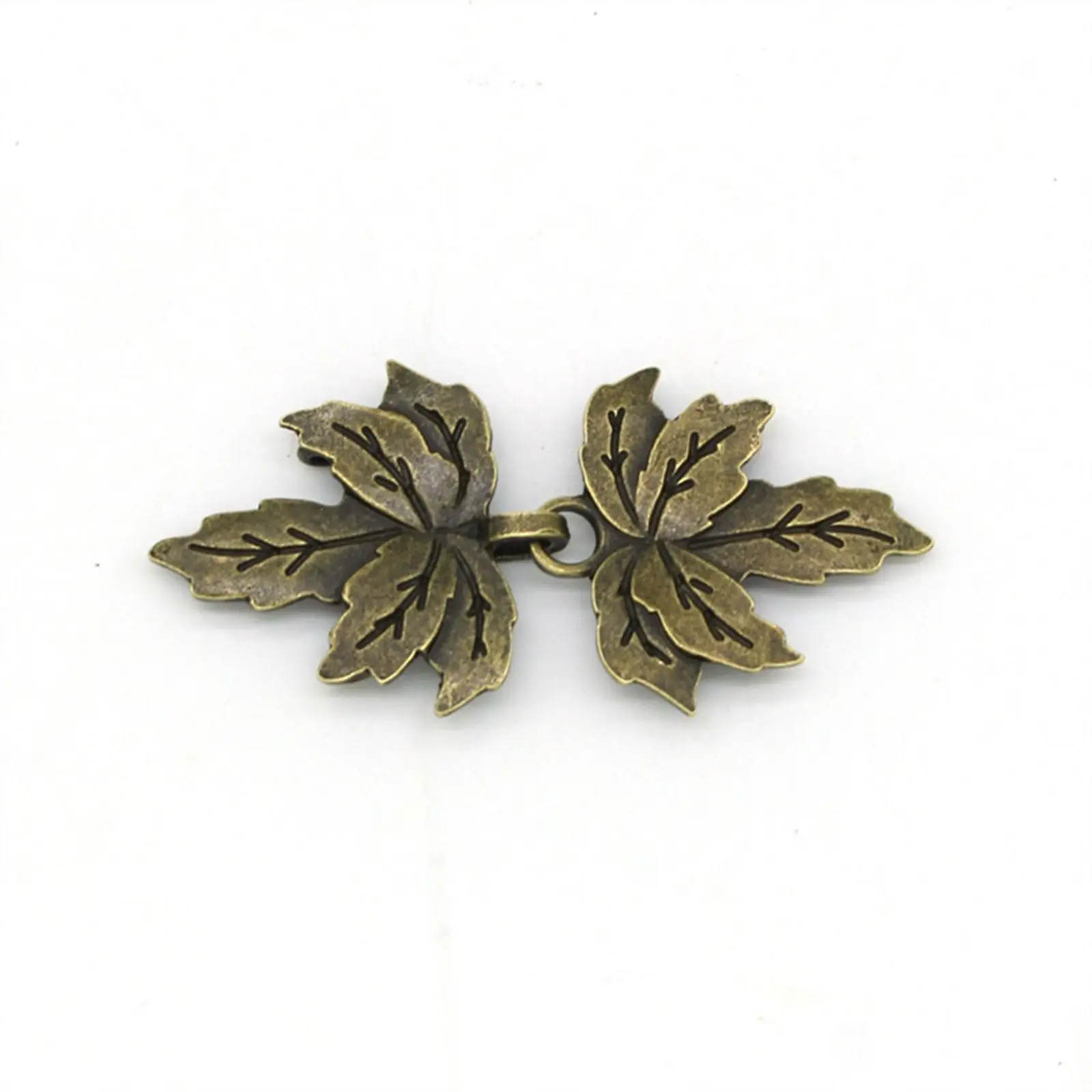 Zinc Alloy Cardigan Clip Brooches Vintage Sweater Dress Fasteners for Luxury Clothing Buttons and Sewing Crafts
