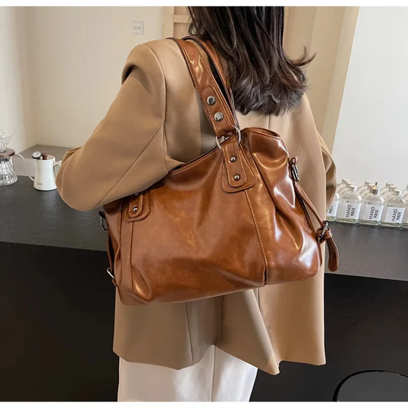 Women's Retro Casual Shoulder Bag High-end Sense Niche Diagonal Cross Tote Bag Versatile Commuting Large Capacity Handbag