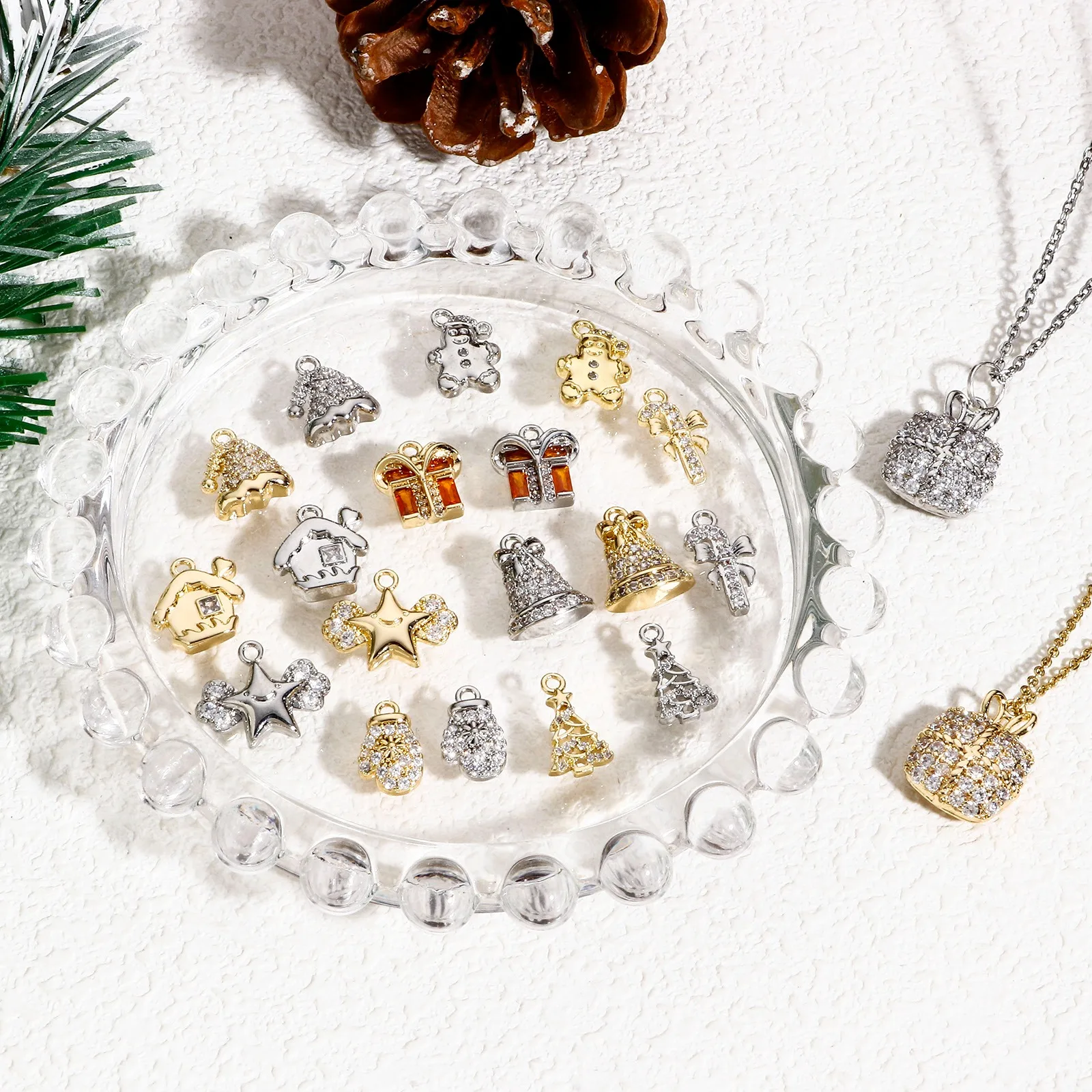 1pc Kupfer Weihnachten Charms Gold Farbe klar Zirkonia Weihnachts geschenk Glocke Stern Anhänger DIY Halskette Ohrringe Frauen Schmuck – Detail 4