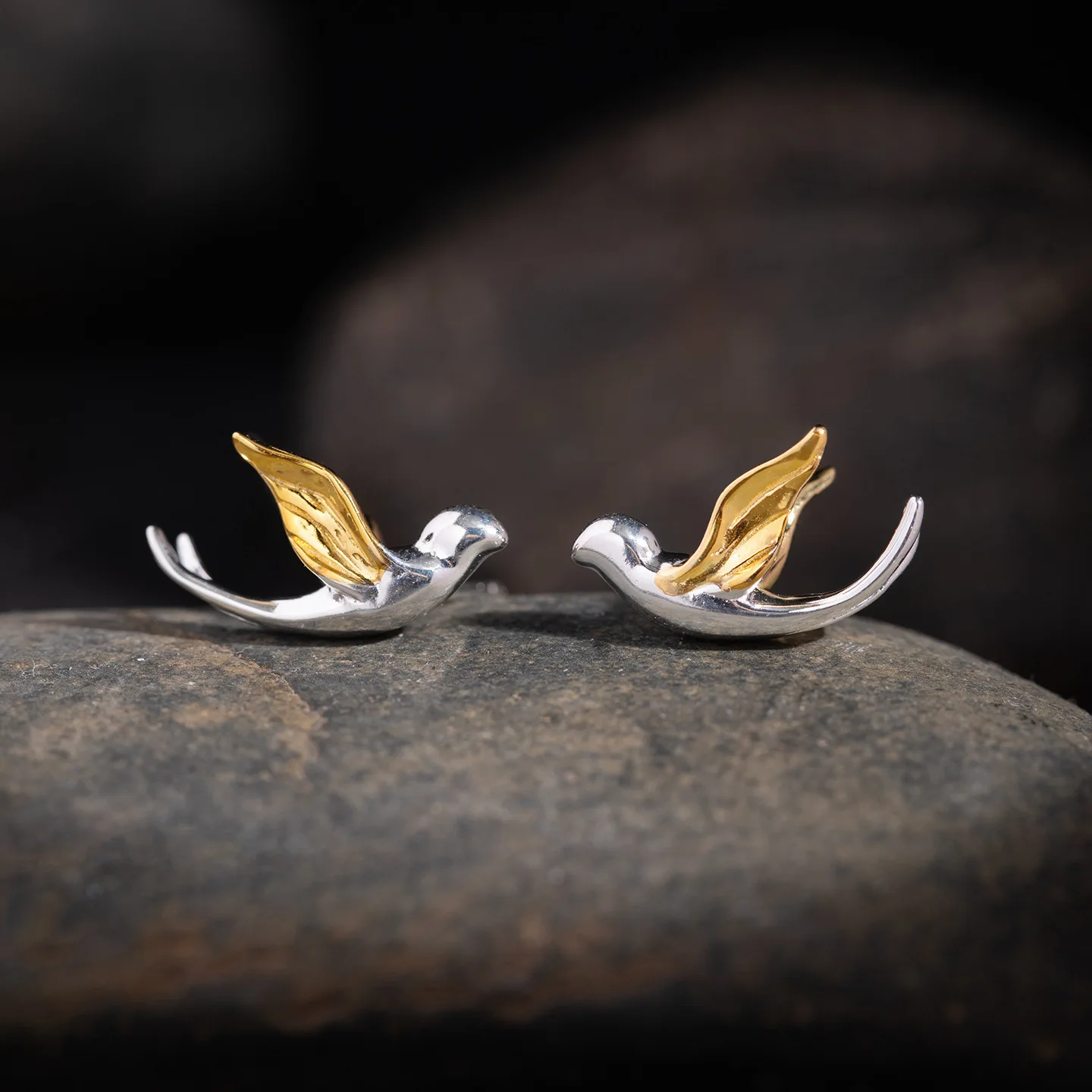 Amxiu Sterling Silver 925  Design Creative Personality Bird For Women New Chinese Style Simple Swallow Earrings Jewelry
