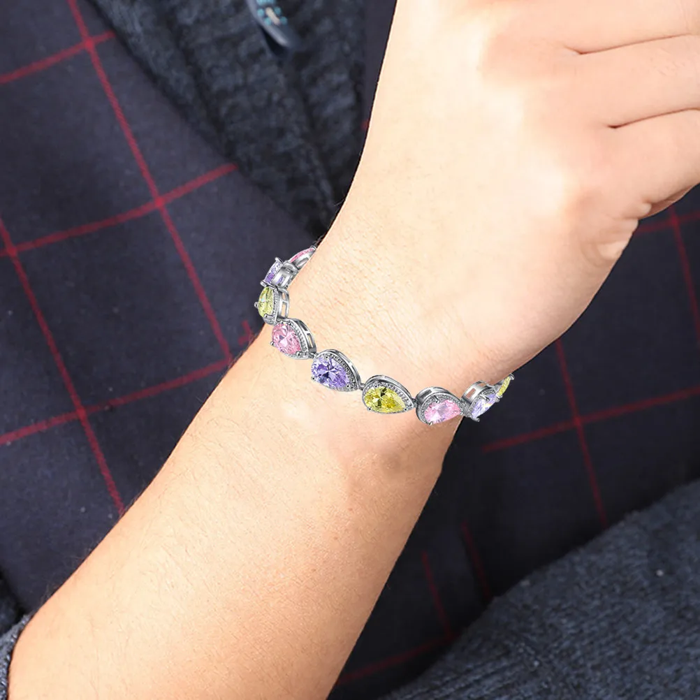 Zircon Bracelet with Exquisite Detail Shining Elegant Lightweight Comfortable Skin-Friendly Fashion Bracelet for Lover Friend