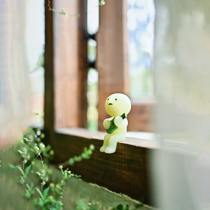 

Smiski Sunday Style слепая коробка светящееся зрение орнамент кукла пятно оригинальные анимационные периферийные украшения поставки подарок на день рождения