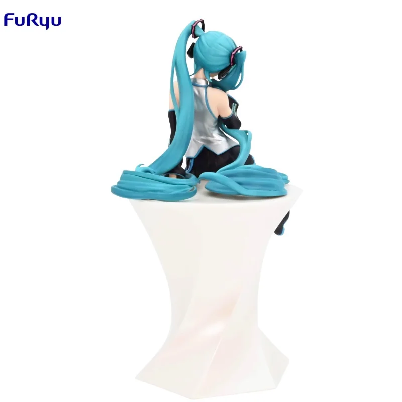 Disponibile originale FuRyu Hatsune Miku ‌ Art By Noodle Stopper Figura Ornamenti da tavolo Collezione di modelli Regali giocattolo Nuovo di zecca in scatola