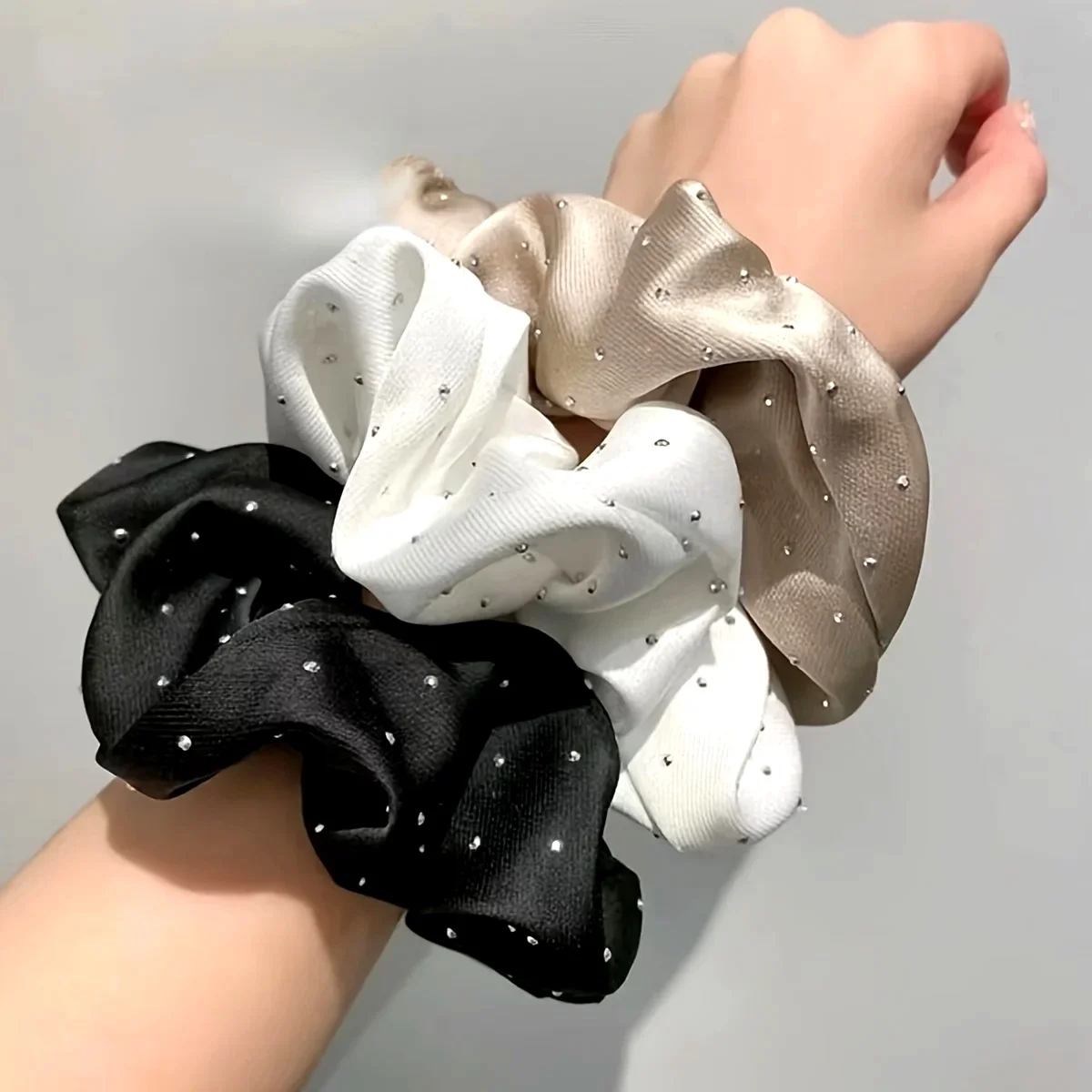 

1/3PCS Satin Scrunchies With Rhinestones Decor - Soft And Comfortable Hair Ties For Ponytail And Hair Accessories