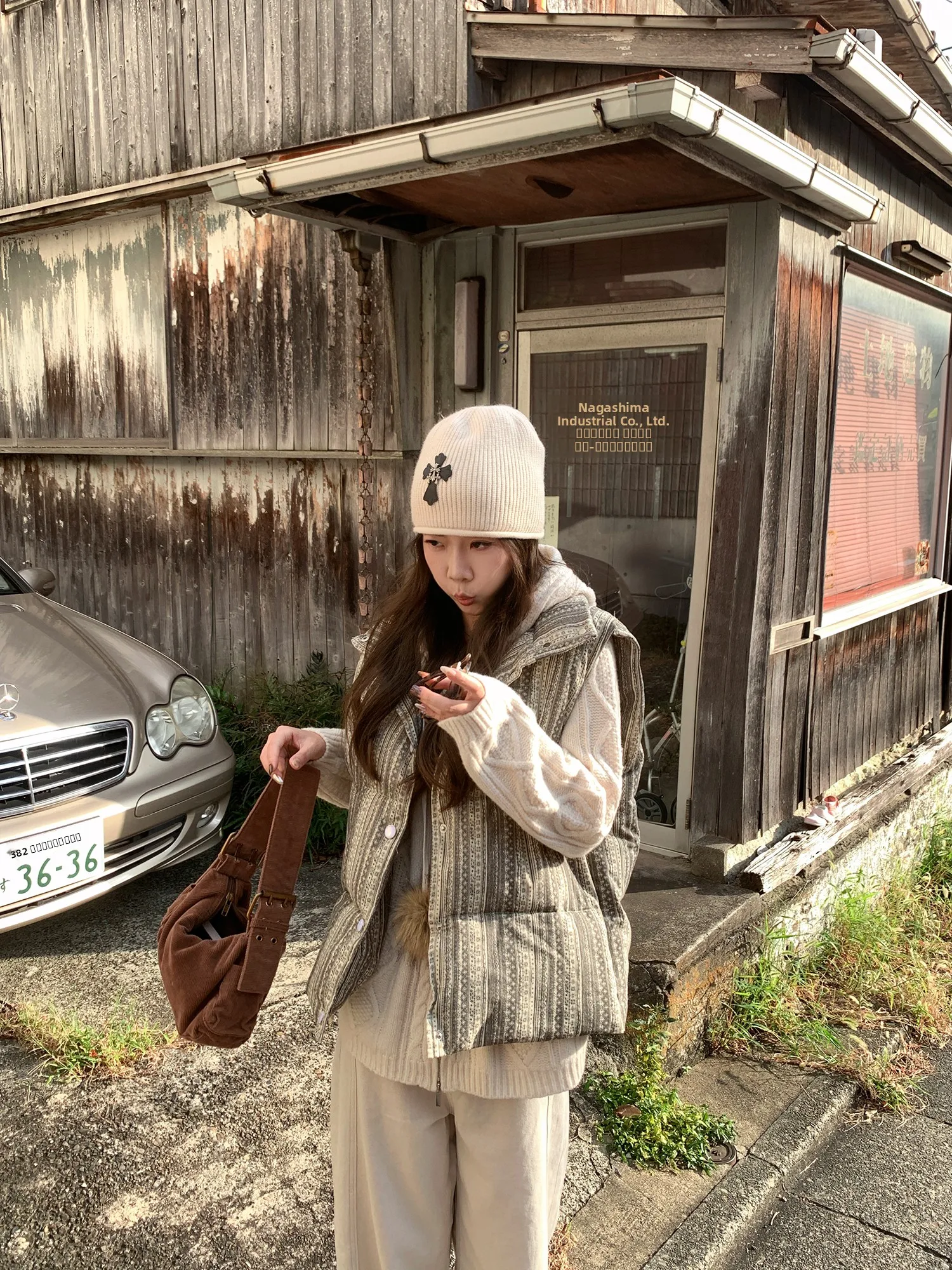 

Aonline оригинальный пуховый жилет с ретро-узором, зимняя верхняя одежда, повседневный женский топ из хлопчатобумажной ткани, белый пуховый наполнитель, теплый