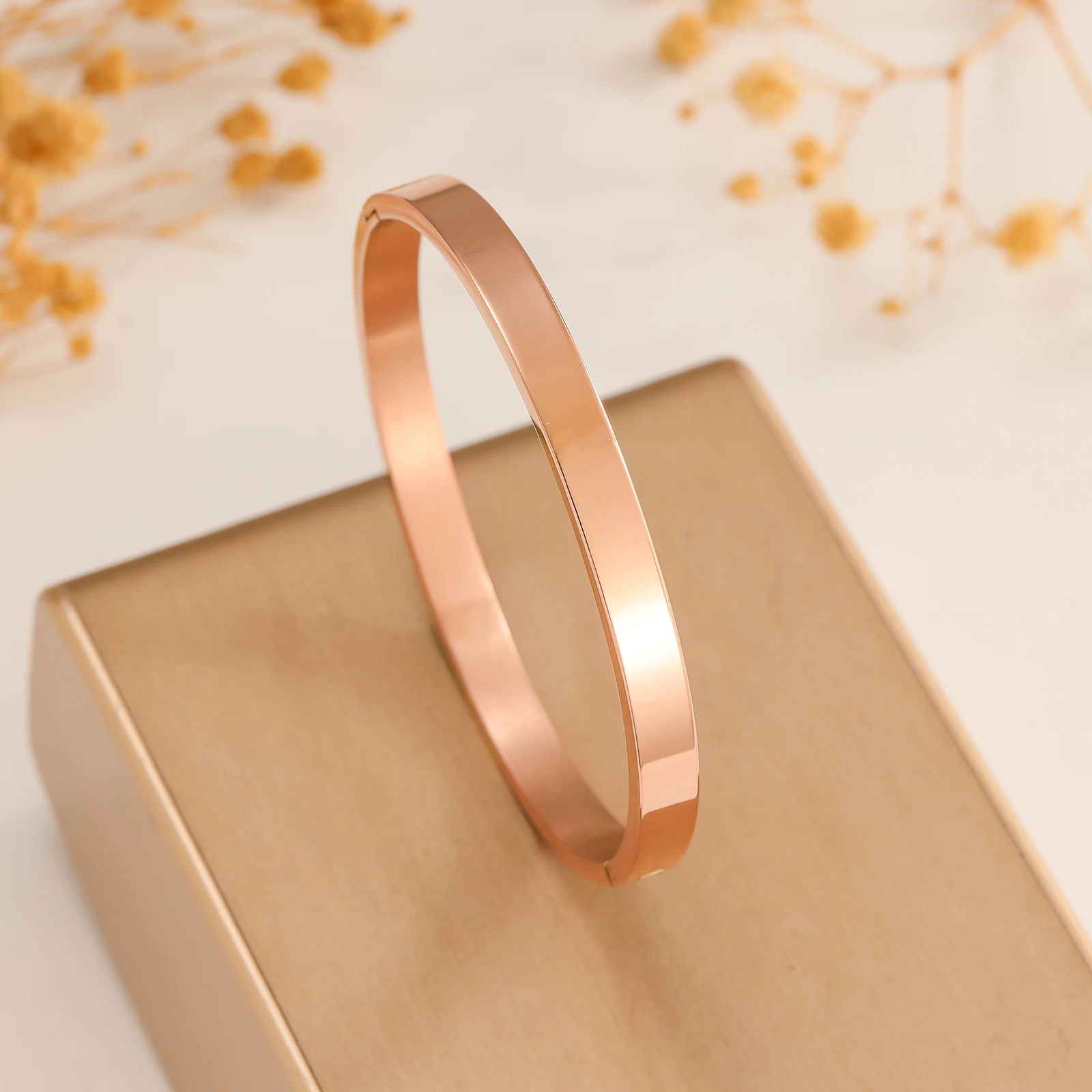 Minimalist Style Stackable Open-Ended Bracelet, Polished Stainless Steel C-Shaped Blank Bracelet, Multi-Tone Metal Wrist Accessory in Gold, Silver, Rose Gold, Black, Unisex Simple Smooth Bracelet, Suitable for Daily Wear and as a Gift
