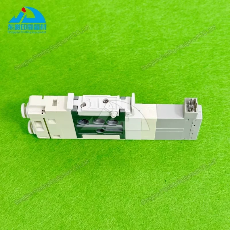 sz3360-5loz-c4-solenoid-valve-for-komori-offset-printing-machinery-spare-parts-solenoid-valve