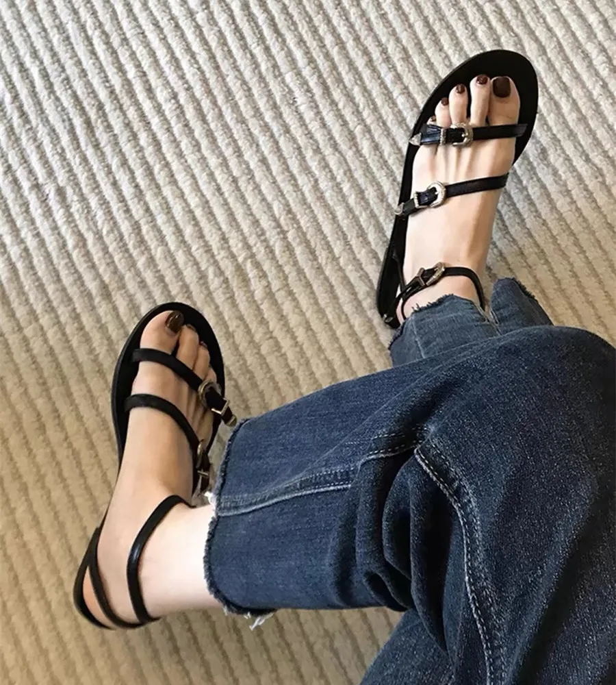 2024 New Summer Women Sandals Narrow Band Casual Beach Shoes Ladies Ankle Strap Gladiator Sandals Designer Buckles Flats