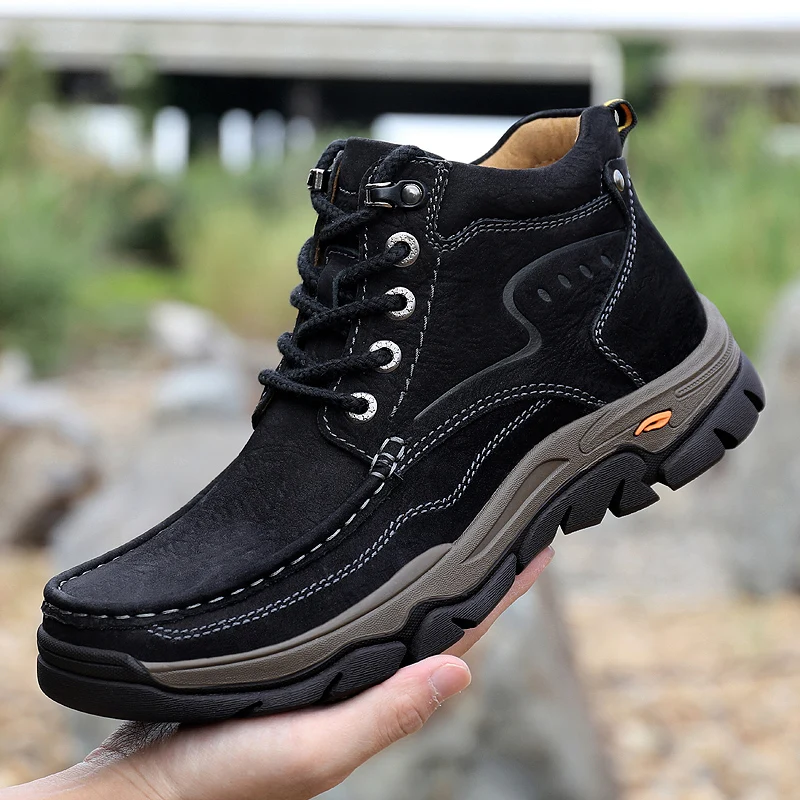 Luxuriöse Motorradstiefel für Herren: Unifarbenes Echtleder, warmes Fellfutter, lässige Winterstiefel für draußen._voghion.com