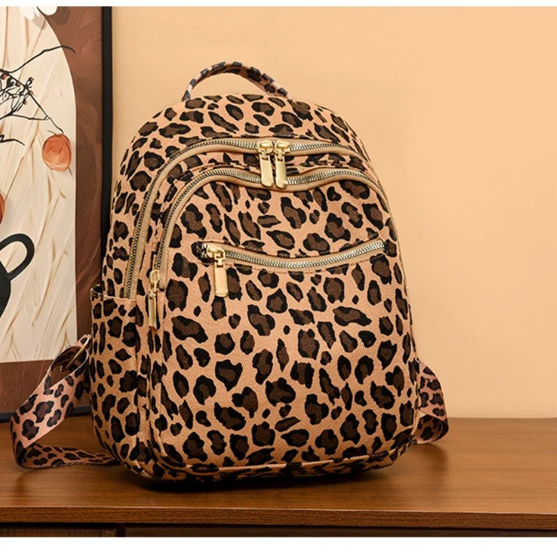 Nylon Leopard Print Backpack 2025 Hot Selling Soft Zipper Casual Interior Zipper Pocket Soft Sewing Thread Fashion Backpacks