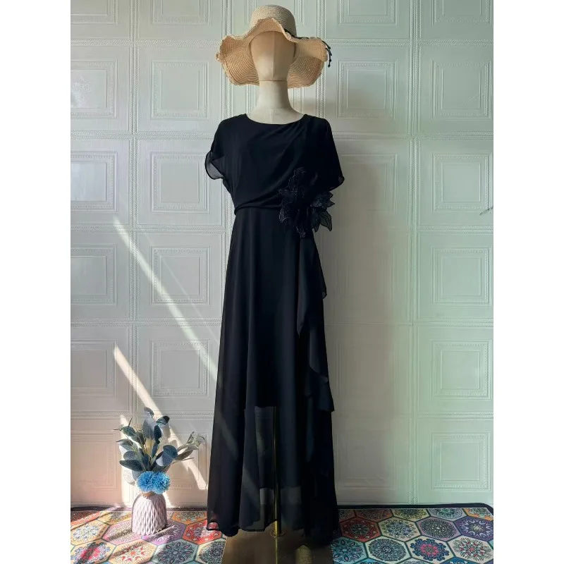 ชุดราตรีผู้หญิง ฤดูใบไม้ผลิ 2026 แฟชั่นใหม่ ชุดเดรสหรูหรา คอทรงโอ แต่งดอกไม้ 3 มิติ แขนสั้น จับจีบ