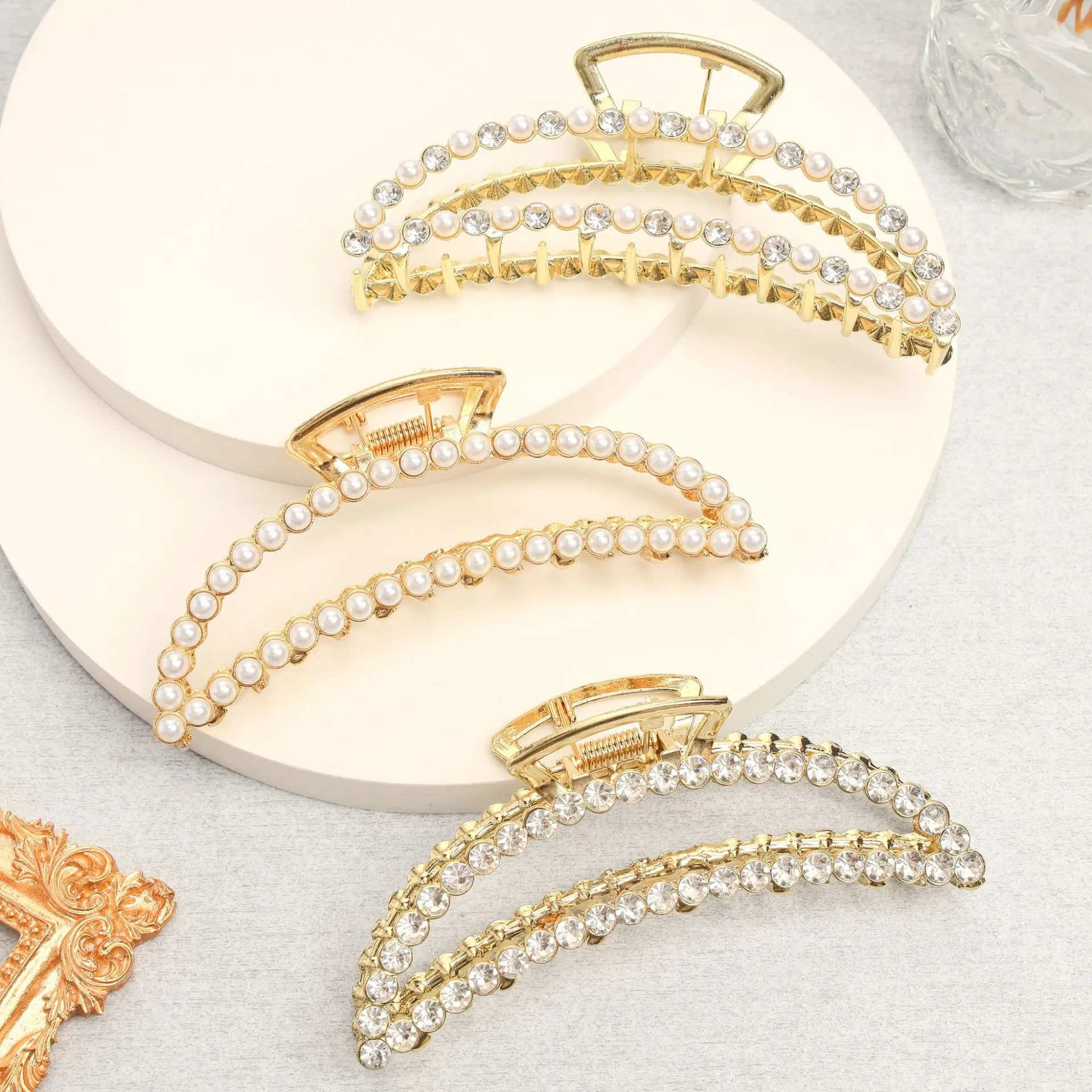 Rhinestone Pearl Alloy Hair Claw, grande grampo de garra, Crab Hair Clip para mulheres e meninas, acessórios de cabelo, Clearance em estoque, baixo preço