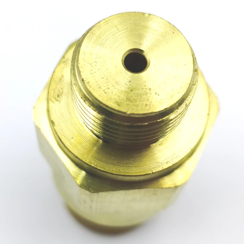 

Oil Pressure Sensor For MAN Truck TGX TGL BUS D0834 D0836 D2066 D2676 D2840/2866 D2868 D2876 OE:51274210263 51274210247