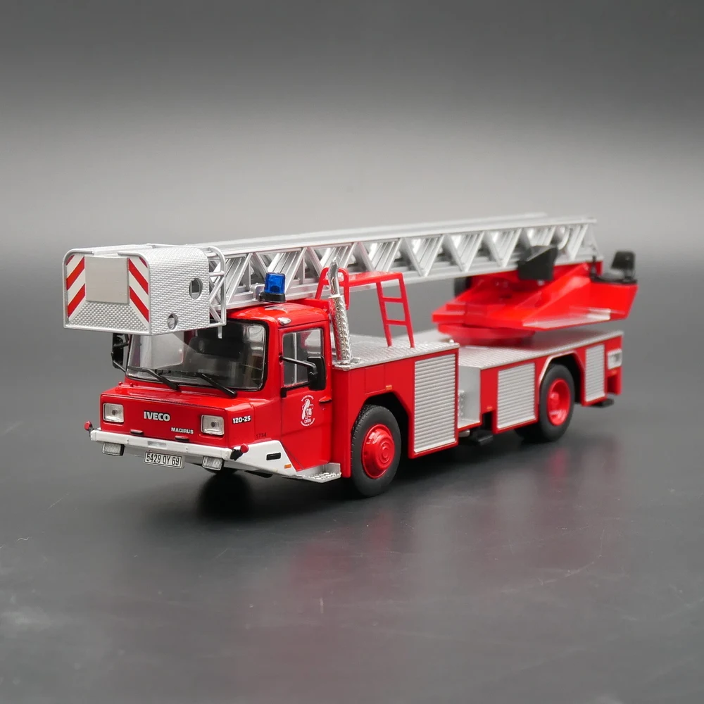 Diecast Ixo 1:43 escala Iveco Magirus DLK Iveco Magirus motor de bomberos escalera coche modelo aleación coche modelo coleccionable juguete para regalo