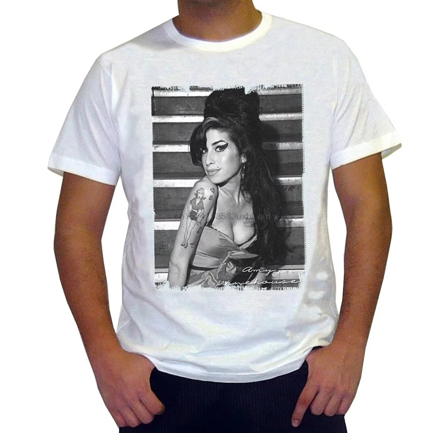 Vendita calda Amy Winehouse Legardary T-shirt Stampa Tees Uomo Donna Cotone Manica corta T Shirt Casual Hip Hop Top Estate Streetwear