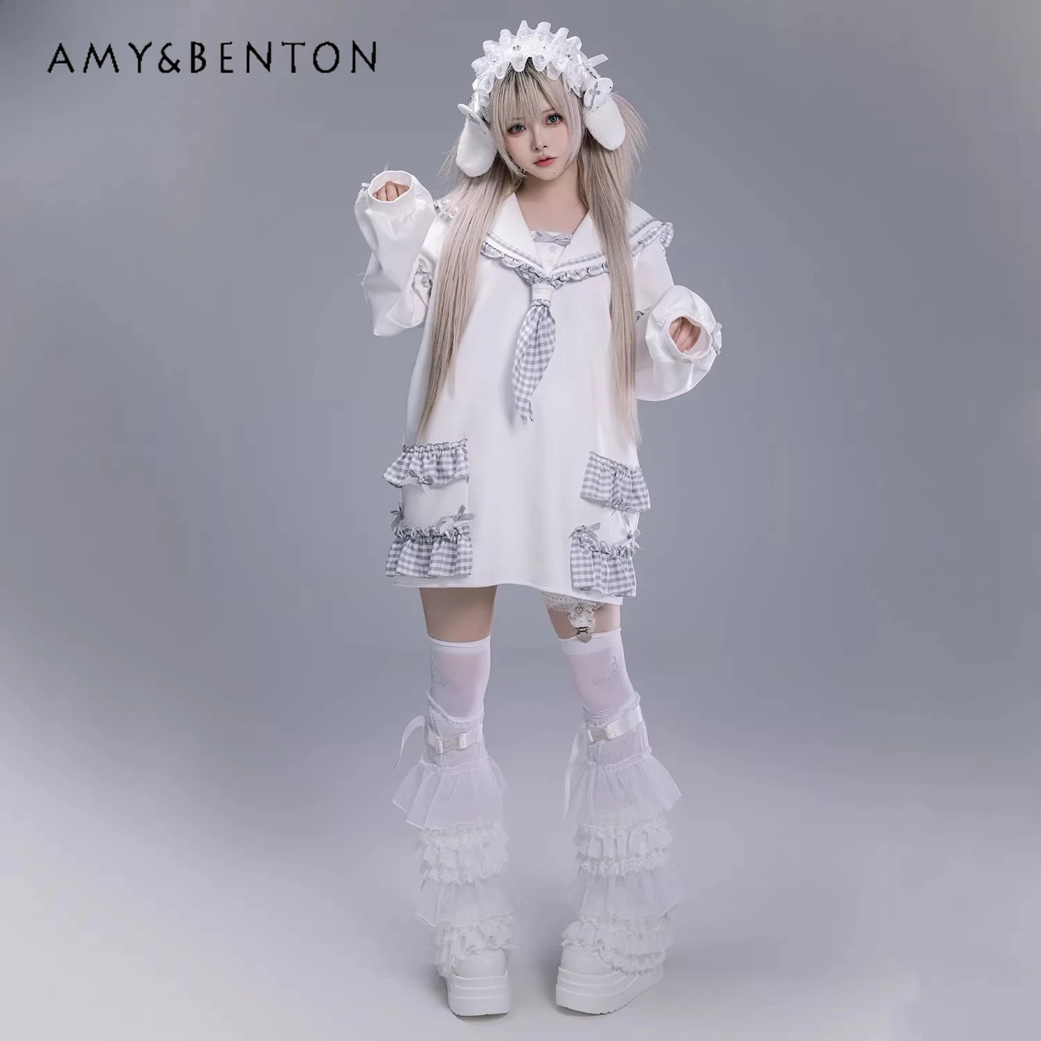 

2025 Spring and Autumn New Japanese Style Girl Cute Black Gray Loose Casual Plaid Sweatshirt Scarf Two-Piece Set