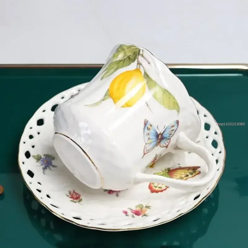 

Набор блюдец с чашками, керамическая кружка, набор кофейных чашек, десертная тарелка, 1 шт., чашки для эспрессо с лимоном, элегантный чайный сервиз в европейском стиле, европейский чай