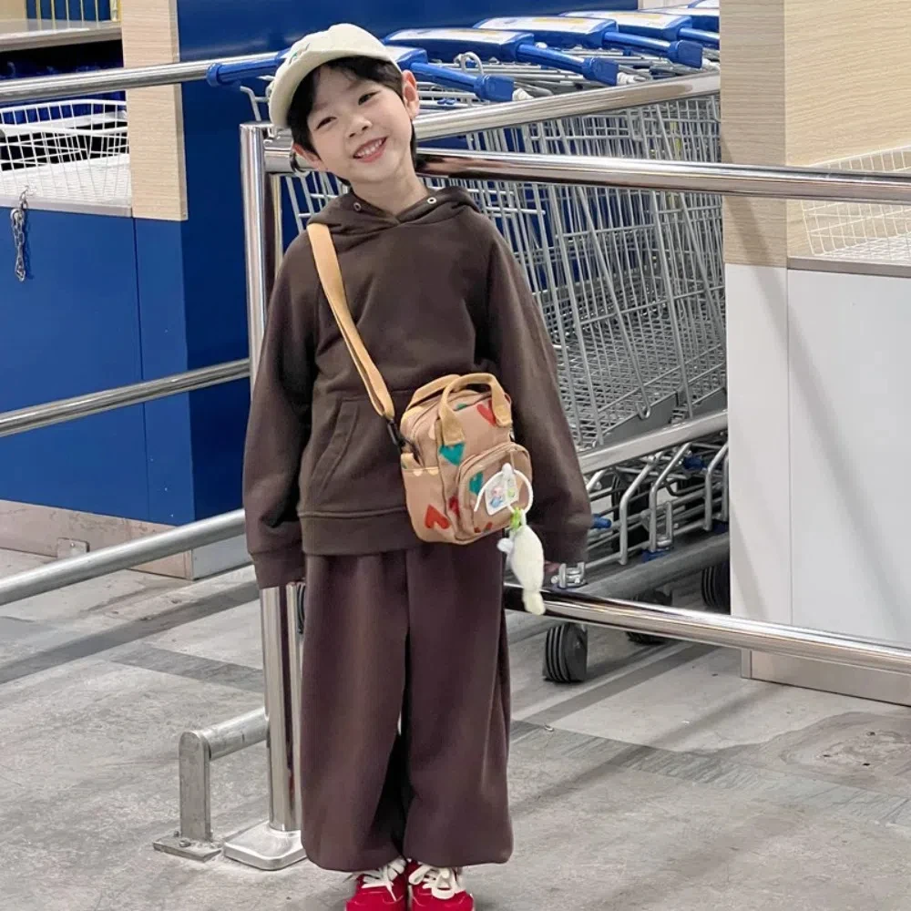 

Korean Style Crossbody Shoulder Bag Cartoon Love Heart Printed Mini Dopamine Handbag Fashion with Pendant Children Messenger Bag