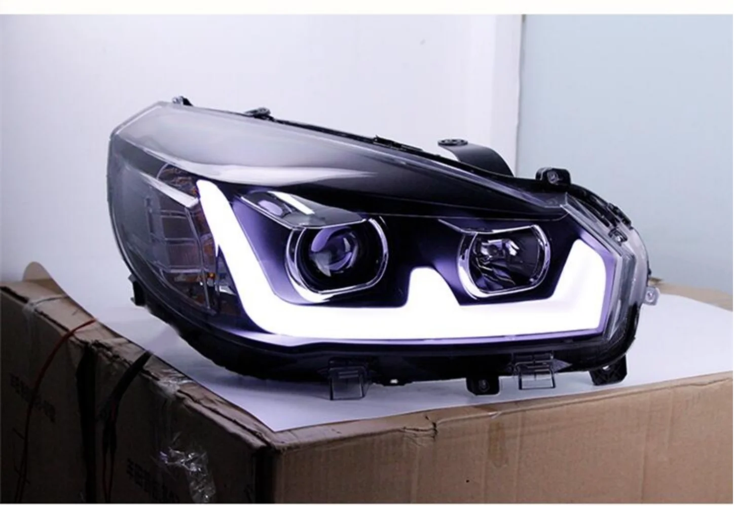 Pair of Car Headlight assembly For Great Wall M4 Haval H1 2012-15 xenon DRL daytime running light turn signal head lamp