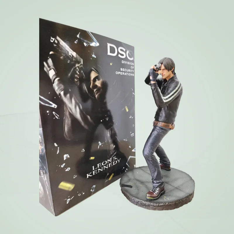 30cm Spezialeinheiten Leon mit Gewehr, mittelalterliche Anime-Figur, Modellstatue, Sammlerstück, Desktop-Dekoration, Ornament, Spielzeug