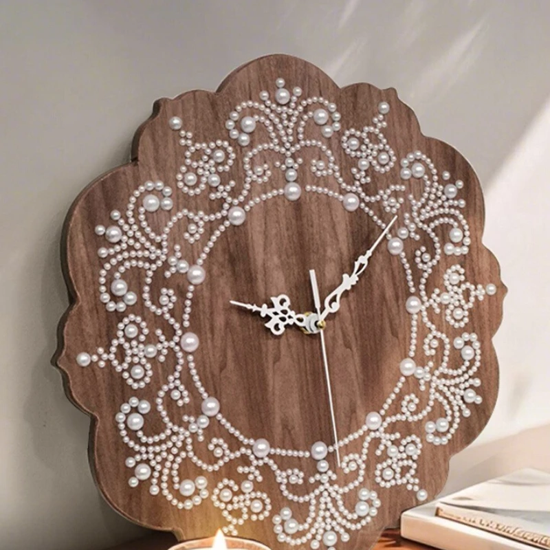 French Vintage Wall Clock Mid-Century Pearl Inlay Silent Timepiece for Living Room Hanging Decorations Modern Dining Decor Clock