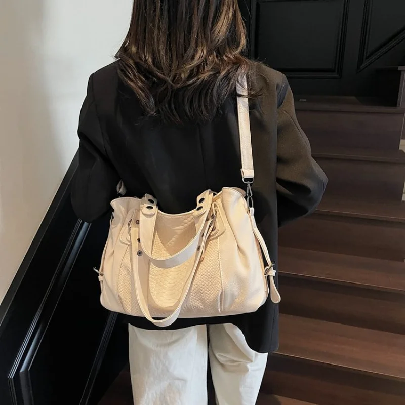 

Chic Sporty Running Belt Bag For Women Designer Inspired Leather Fanny Pack For Active Lifestyles