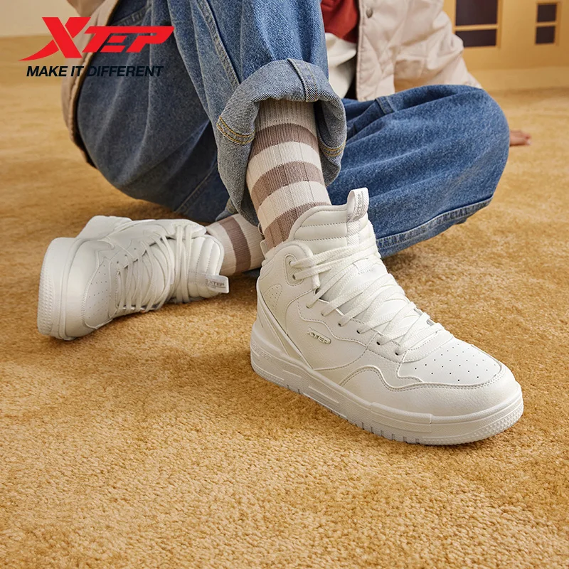 รองเท้าผ้าฝ้าย Xtep สำหรับผู้หญิง กันน้ำ พื้นรองเท้ายืดหยุ่น ยาง ทนทาน สไตล์มินิมอล รองเท้ากลางข้อ แฟชั่น รองเท้าสำหรับกิจกรรมกลางแจ้ง 877418370014