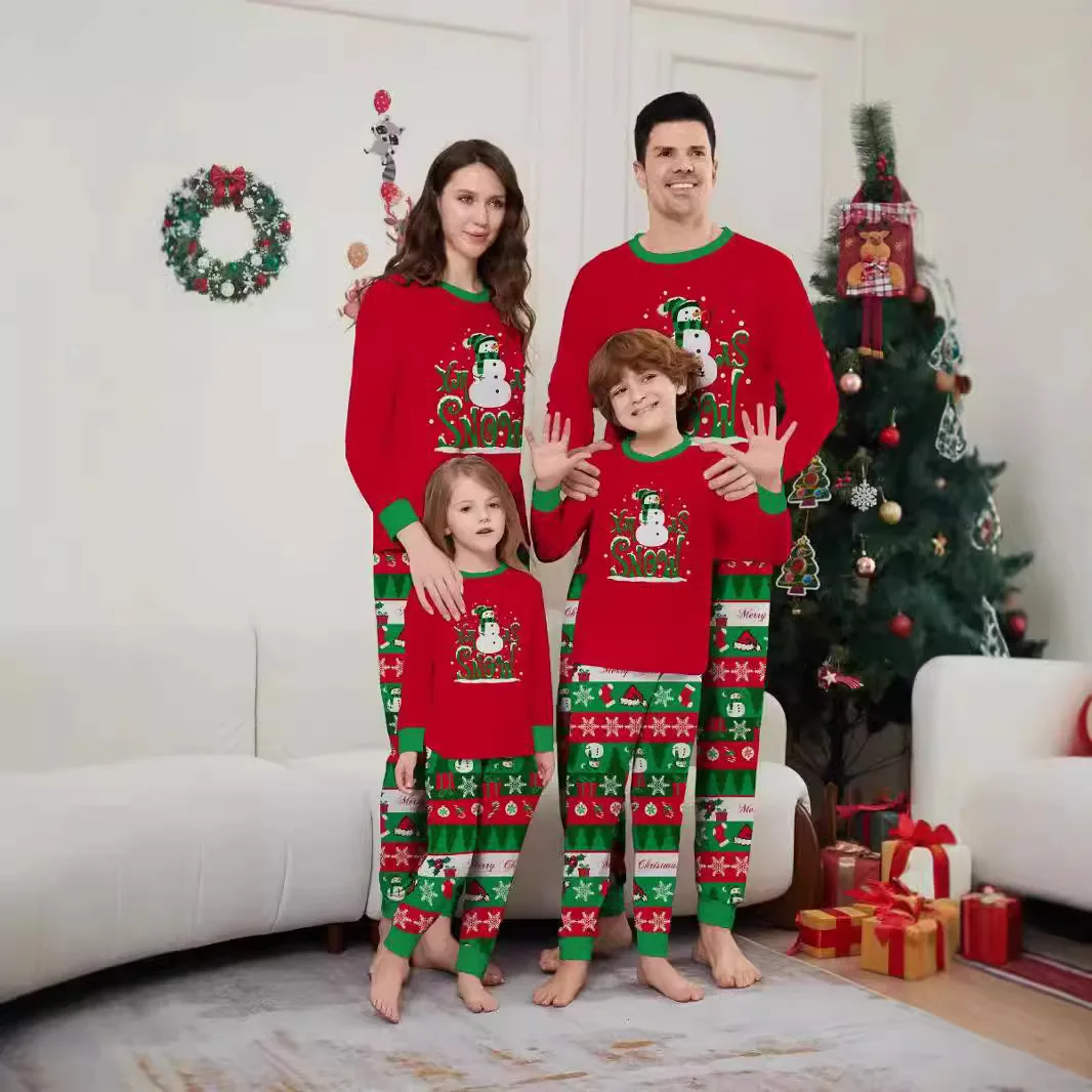 

Christmas Pajamas Set Family 2024 New Christmas Sleepwear for Sleeping for Family Loungewear for Women Men Parent Child and Pet