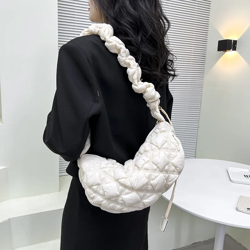 Korean Fashion Cloud Look Bag for Women Handbag Shoulder Bag Large Capacity Crossbody Bag Armpit Bag Stretchable Shoulder Straps