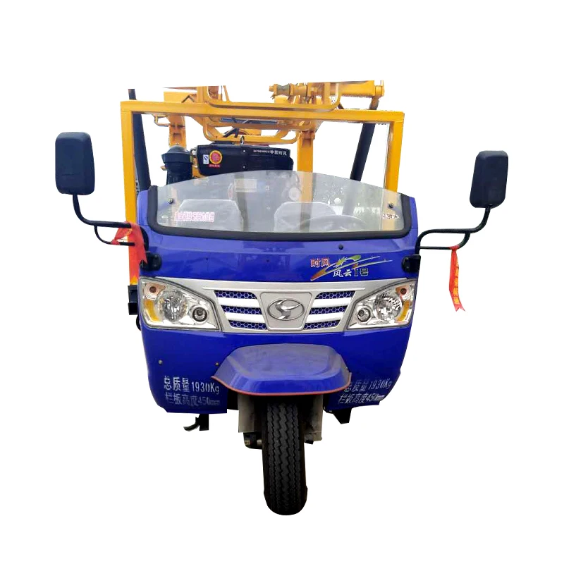 2025 جهاز حفر آبار المياه المثبت على الزاحف من النوع المتنقل 200 متر آلة الحفر الأساسية للاستكشاف