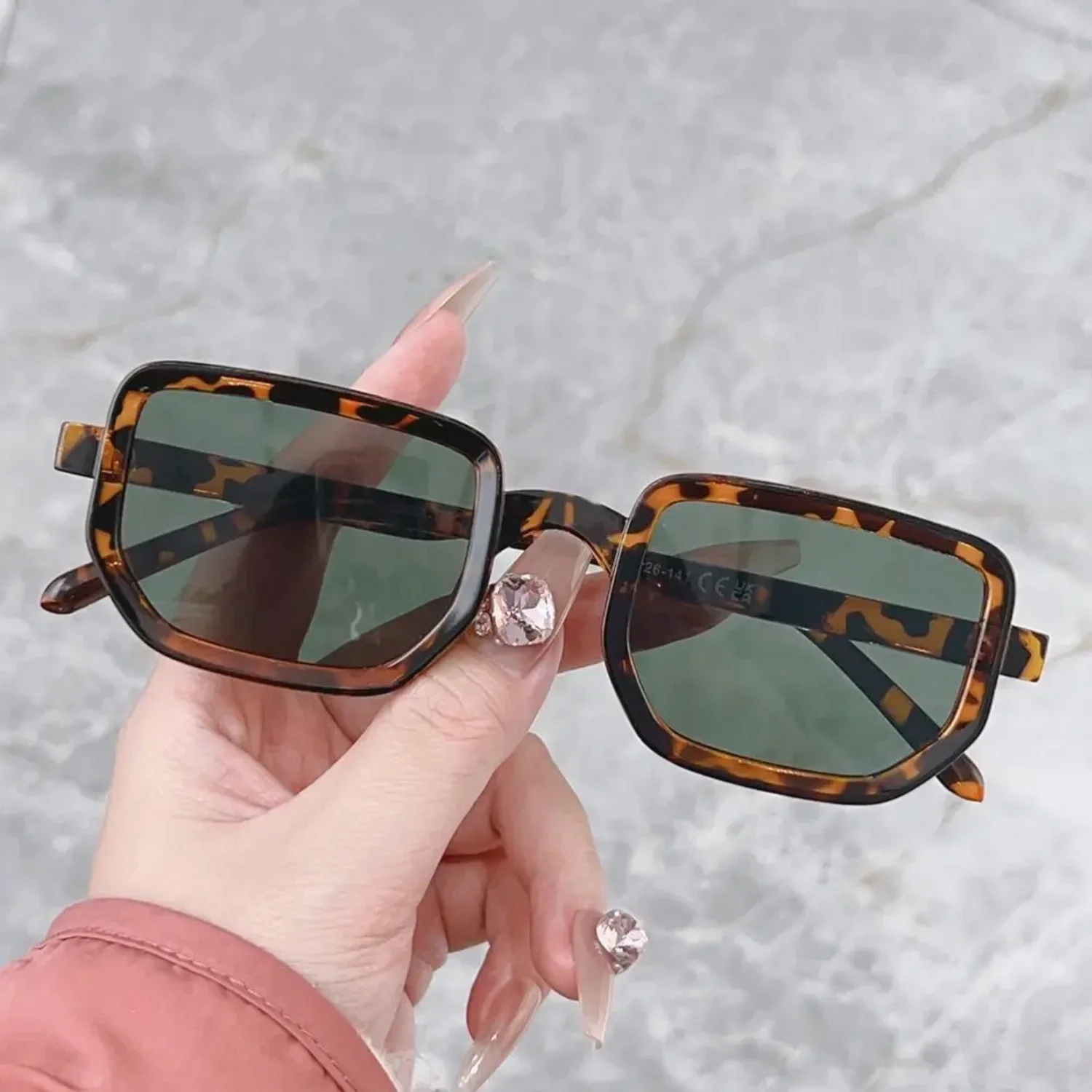 Gradient Leopard Sunglasses Square Frame Beach Travel Streetwear 90s Glasses UV400 Protection Blue Lens Sun Glasses