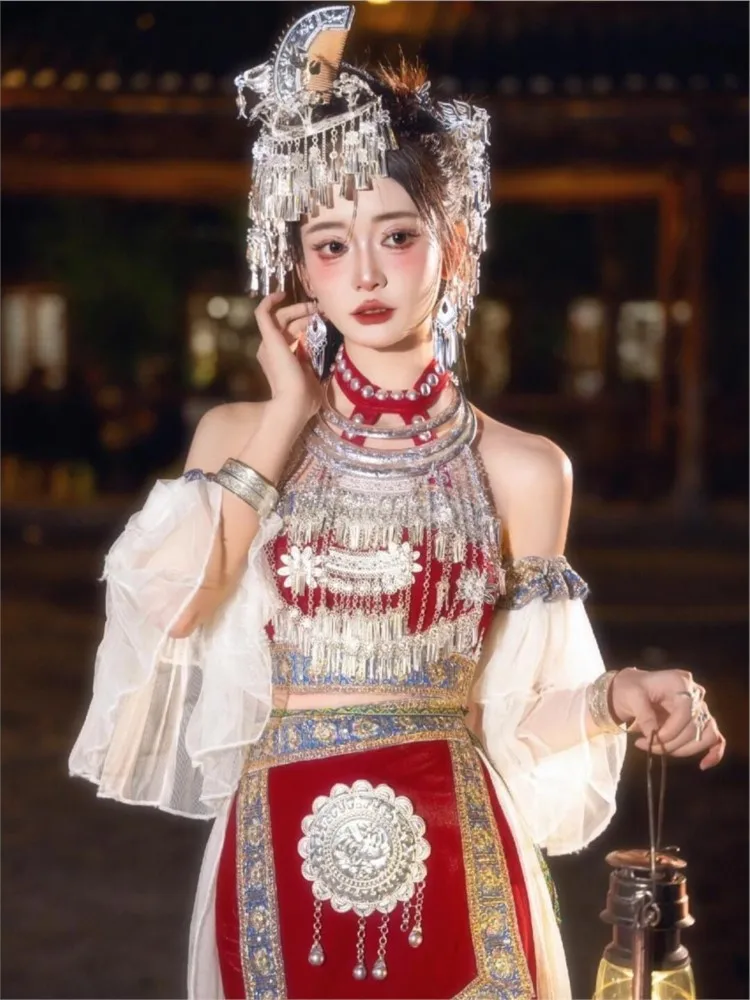 Nouvel ensemble de vêtements de photographie de voyage exotiques de style ethnique rouge