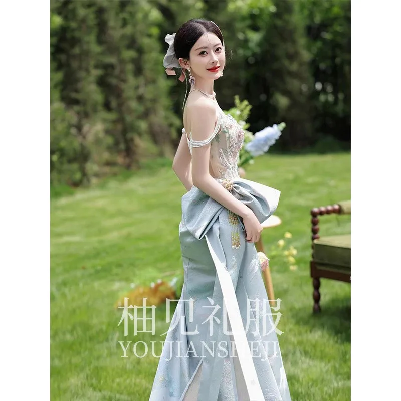 

A new Chinese-style morning gown light luxury and niche dress for toasting