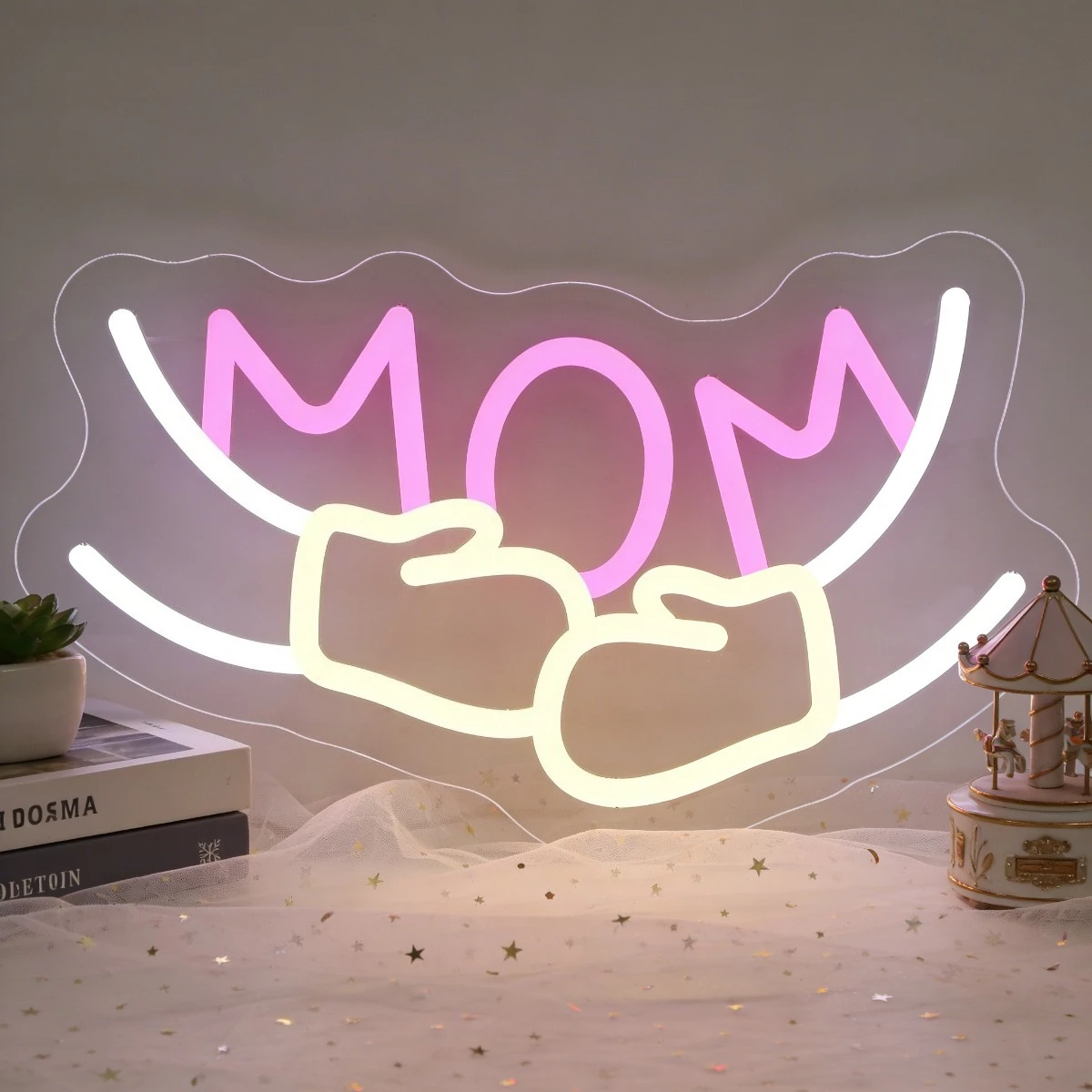 

MOM Neon Sign Design LED Wall Art for Bedroom Mothers Day Gift Romantic Home Decor to Express Love and Gratitude