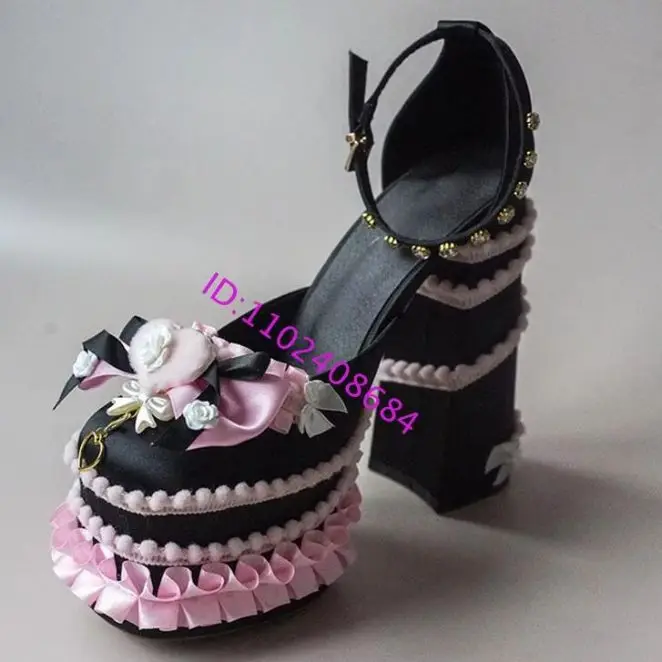 Lolita Süß & Würzig Y2K High-Plateau-Absätze Dopamin-Style Schleife und Spitze Kuchensohle Schuhe Bonbonfarbene Blumen-Plateau-High-Heels