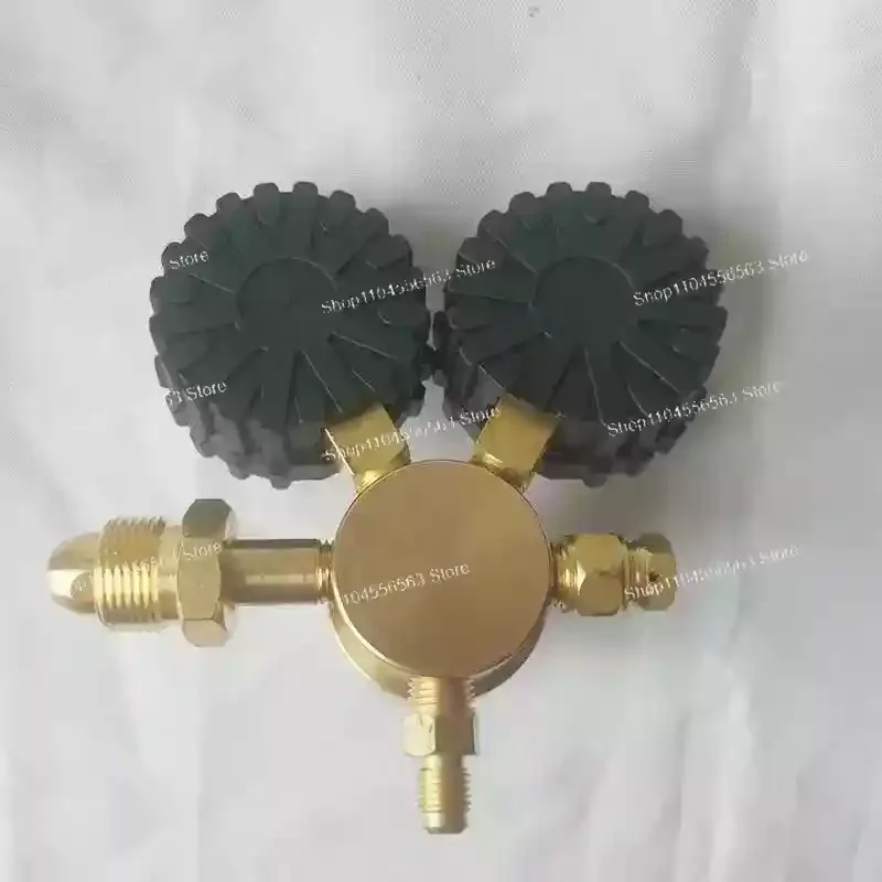 M44 Nitrogen Pressure Reducer - High-Pressure, Copper Body, CGA580 Connection (Air Conditioning Fluoride Use)