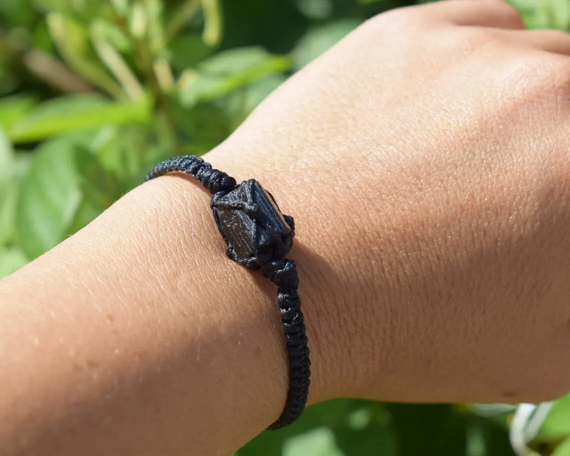 Schwarzes Turmalin-Armband Naturstein-Schmuck Personalisierte Armreifen Paar-Armbänder Herren-Armbänder Damen-Handaccessoires – Detail 21