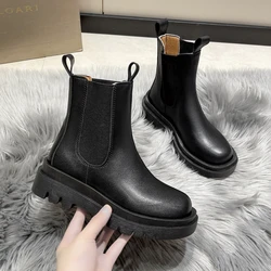 Buty damskie Hot Luxury Thick Sole Chelsea Boots Women 2024 New Autumn Flat Casual Boots Wysokiej jakości modne buty dla kobiet