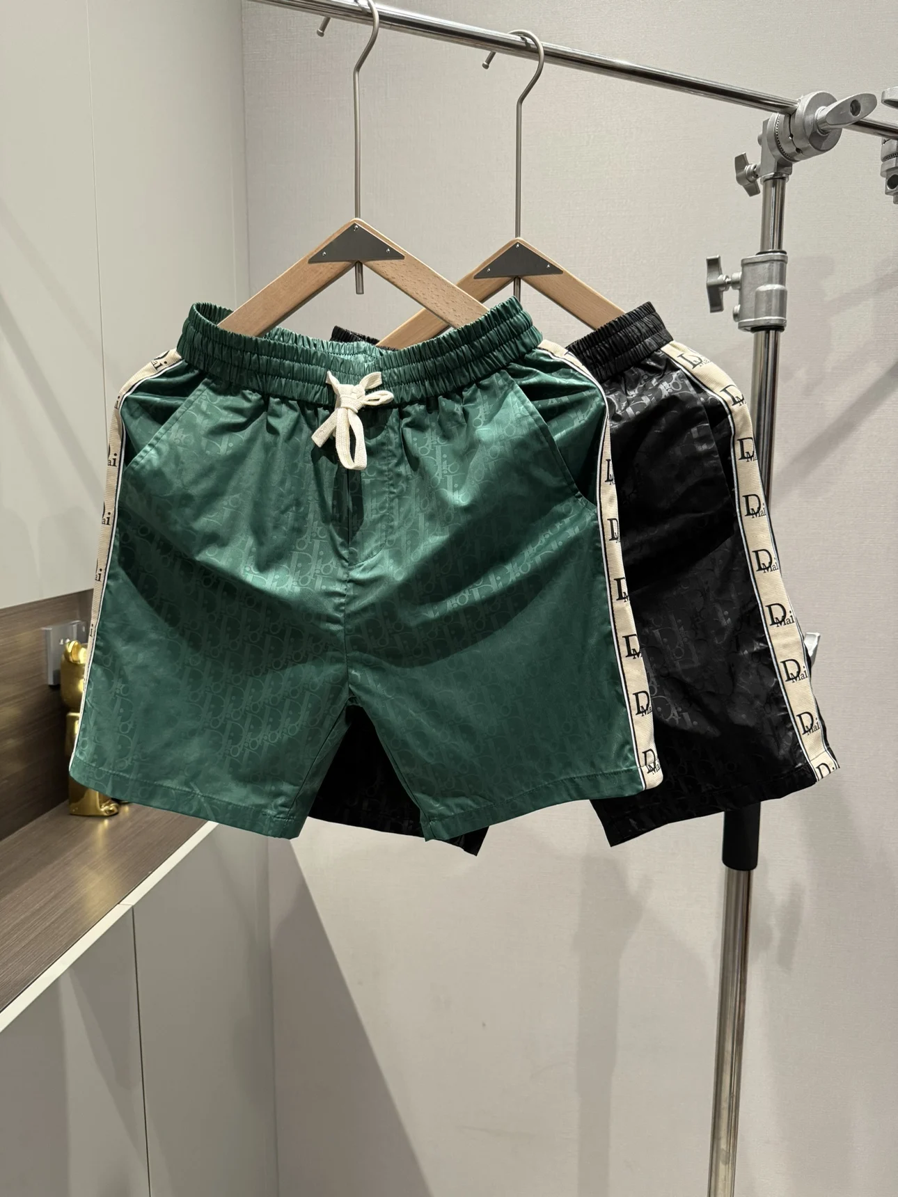 

Summer New Men's Faionable American Waisand Printed Beach Straight Leg Casual Five-Quarter Length orts Youth Active Sle